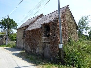 Bâtiment agricole à rénover à vendre à Pleugueneuc en Ille-et-Vilaine (35720), ref : 1813