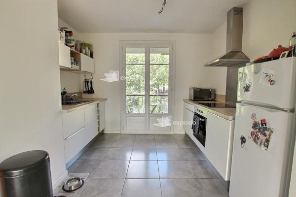 Aix-en-Provence (13090) À louer – T3 meublé lumineux au dernier étage –