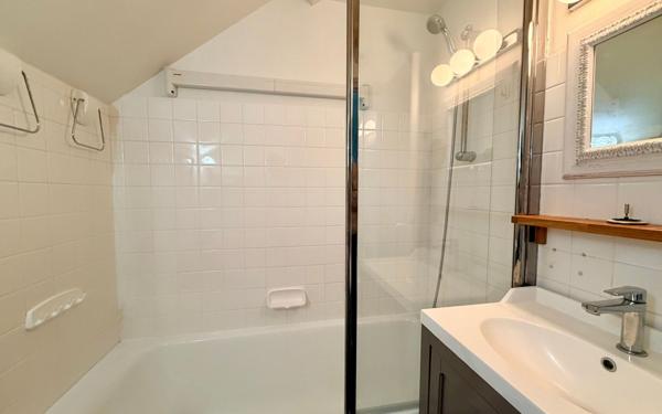 Appartement à vendre    4 pièces • 52 m2 Arzon