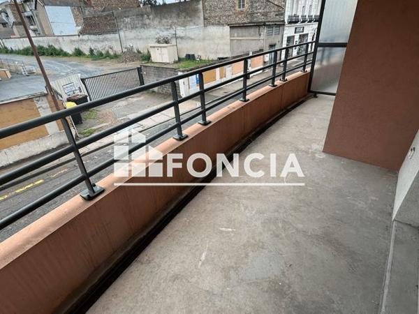 Location Appartement 3 pièces 64.98 m² - 11 RUE NOELAS Roanne 42300