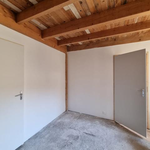 Maison en pierre à EOURRES (05300)