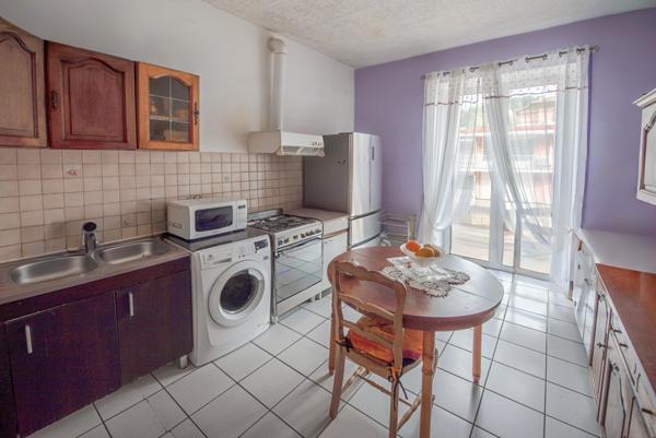 Vals-les-Bains (07600) Ensemble immobilier – 2 logements dans la même copropriété – Vals-les-Bains