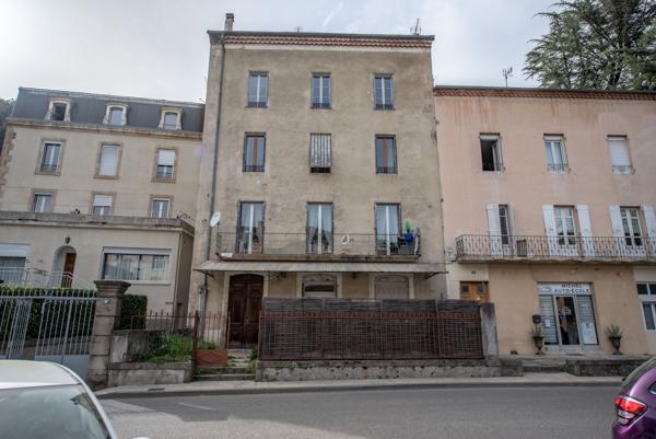 Vals-les-Bains (07600) Ensemble immobilier – 2 logements dans la même copropriété – Vals-les-Bains