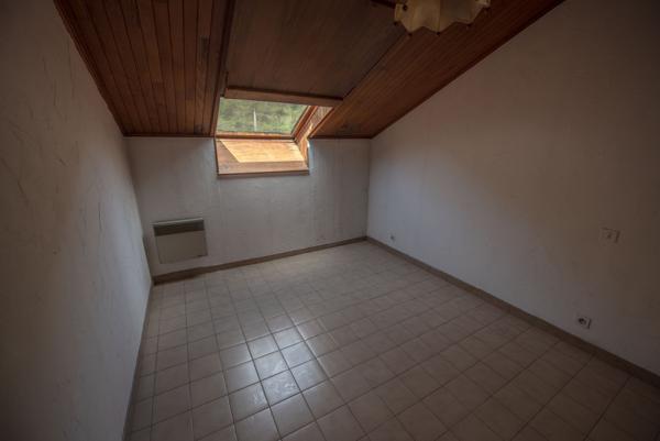 Vals-les-Bains (07600) Ensemble immobilier – 2 logements dans la même copropriété – Vals-les-Bains