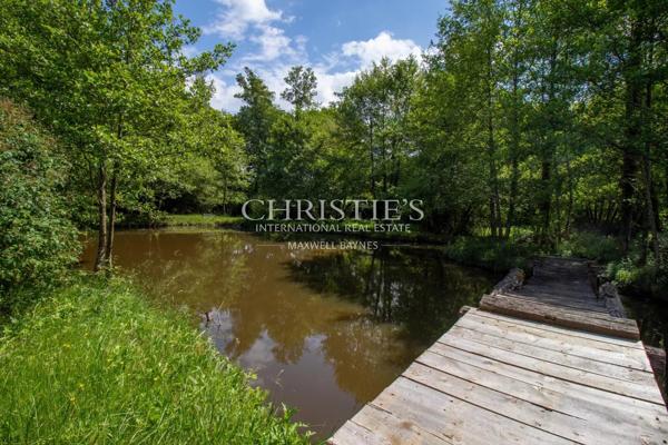 Propriété Époustouflante Signée par un Architecte, Avec Piscine, 35 minutes de Bordeaux