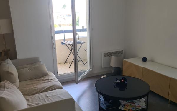 Appartement à louer    3 pièces •  Bordeaux