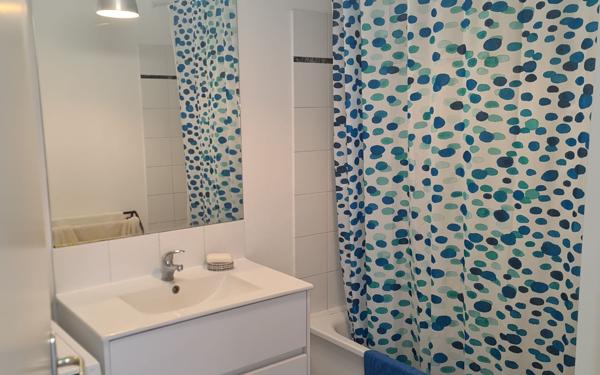 Appartement à louer    3 pièces •  Bordeaux