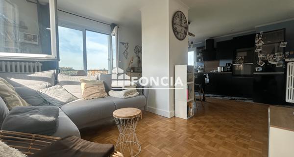 Location Appartement 3 pièces 61.04 m² - Chatou 78400