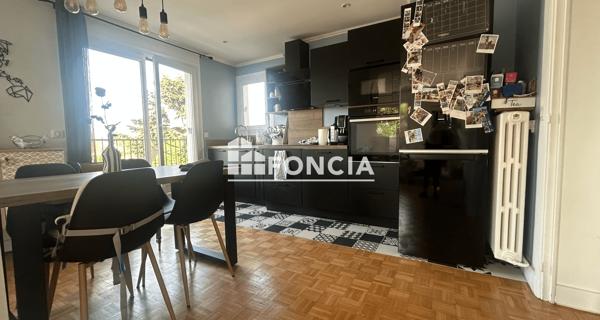 Location Appartement 3 pièces 61.04 m² - Chatou 78400