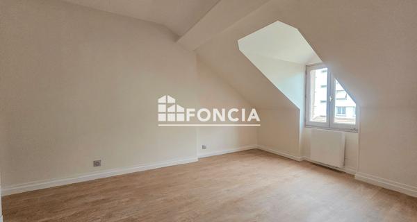 À vendre Immeuble 165.35 m² - Le Port-marly 78560