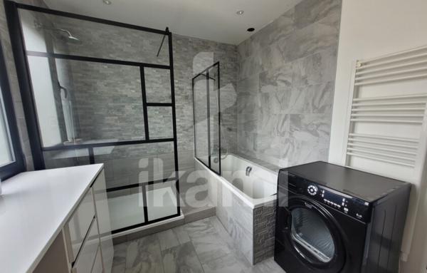 Maison avec terrasse à Bourg-Lès-Valence (26)