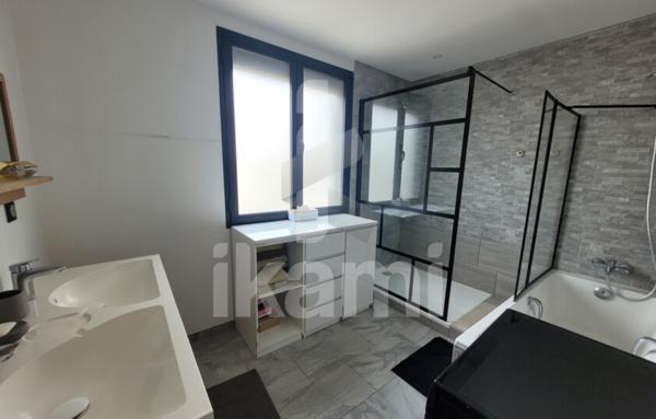 Maison avec terrasse à Bourg-Lès-Valence (26)