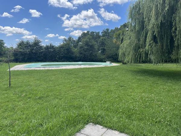 Maison à vendre |  Coudures |  9 pièces | 287 m²