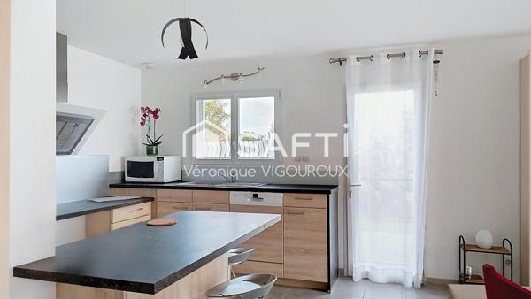 Villa moderne et lumineuse dans quartier résidentiel