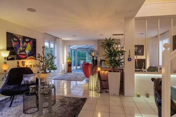 Vente Maison 8 pièces 183 m2 à Ozoir-la-Ferrière