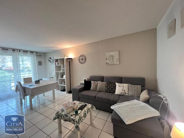 Appartement à louer 2 pièces 49.65m²