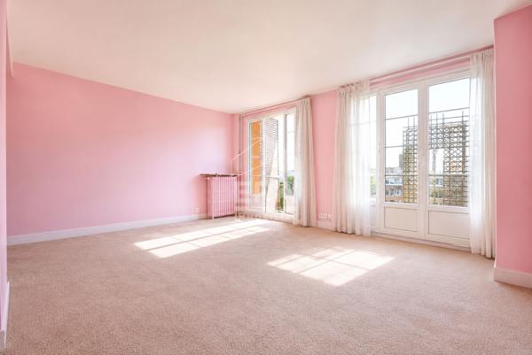 4  pièces 73 m² - LUMINEUX - SANS VIS À VIS - BALCON