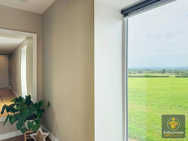 Vente Maison 6 pièces 210 m2 à Soleymieu