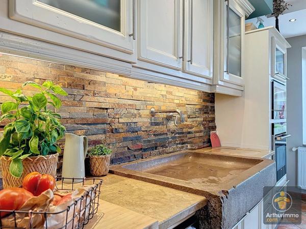 Vente Maison 6 pièces 210 m2 à Soleymieu