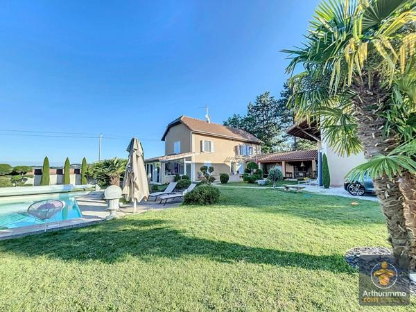 Vente Maison 6 pièces 210 m2 à Soleymieu