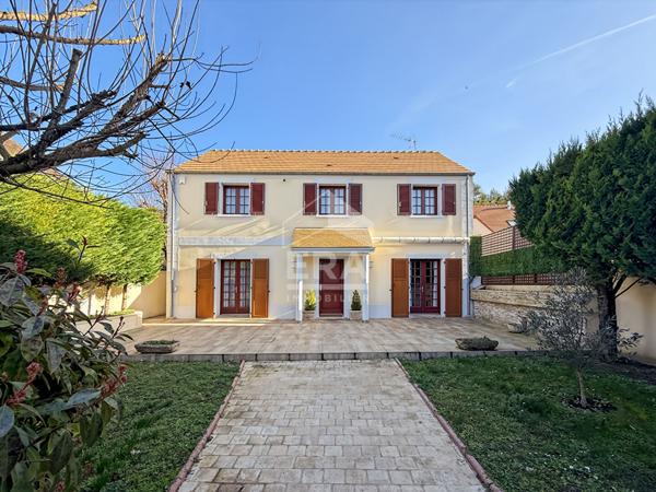 Maison à Etampes 6 pièce(s)  à vendre
