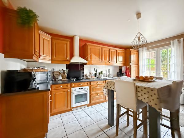 Maison à Etampes 6 pièce(s)  à vendre