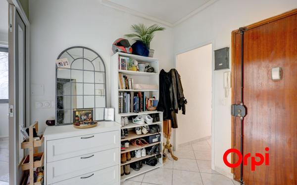 Appartement à vendre    2 pièces • 53 m2 Lyon 7