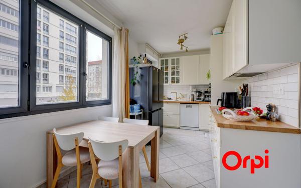 Appartement à vendre    2 pièces • 53 m2 Lyon 7