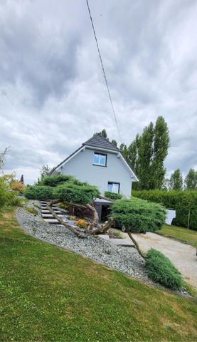 Magnifique maison à Boron avec grand terrain clos