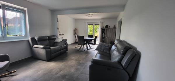 Magnifique maison à Boron avec grand terrain clos