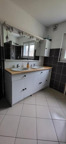 Magnifique maison à Boron avec grand terrain clos