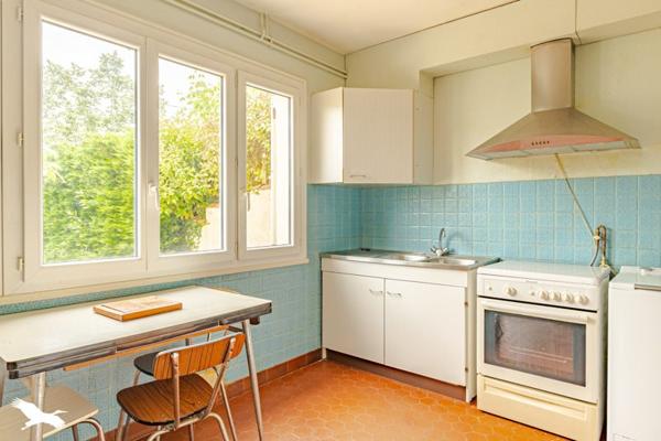 Maison à vendre 269 747 € Carbon-Blanc 4 p 103 m² DPE D
