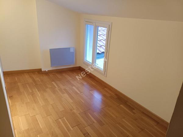 Maison dans le bourg de la Chaussaire