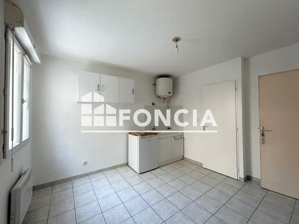 Location Studio 14.4 m² - 46 RUE GABRIEL VICAIRE Bourg En Bresse 01000