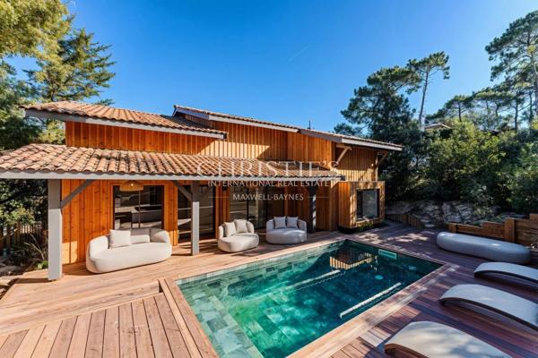 SUPERBE VILLA AU PYLA VUE FORET AVEC PISCINE