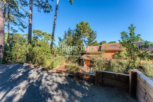 SUPERBE VILLA AU PYLA VUE FORET AVEC PISCINE