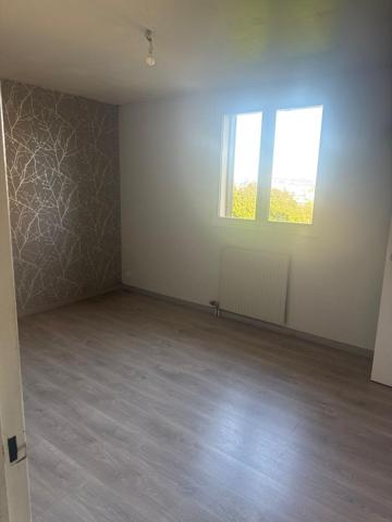 Maison à ROCHE-LA-MOLIERE, 42230 - 4 pièces 101m²