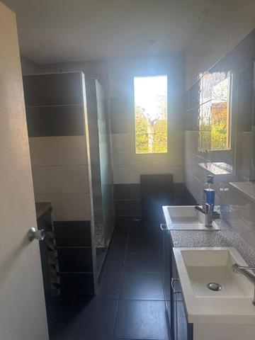 Maison à ROCHE-LA-MOLIERE, 42230 - 4 pièces 101m²