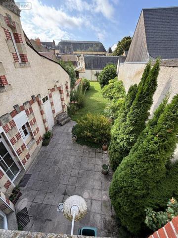 Maison à vendre à Saint-Calais dans la Sarthe (72120), ref : 101/1963