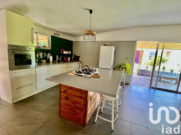 Maison à vendre 5 pièces 105 m² L'Étang-Salé