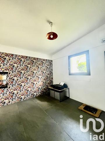 Maison à vendre 5 pièces 105 m² L'Étang-Salé