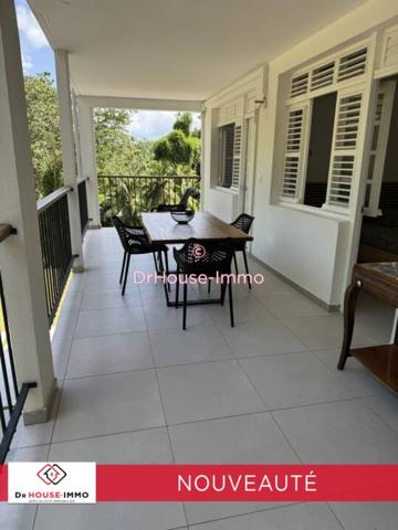 Appartement à louer 5 pièces de 85 m²