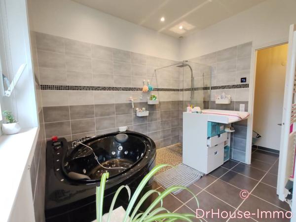 Maison à vendre 5 pièces de 150 m²
