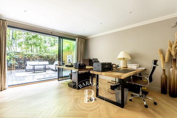 Neuilly-sur-Seine, Maison 5 Chambres -  389 m² à vendre