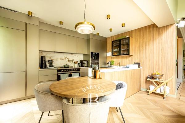 Neuilly-sur-Seine, Maison 5 Chambres -  389 m² à vendre
