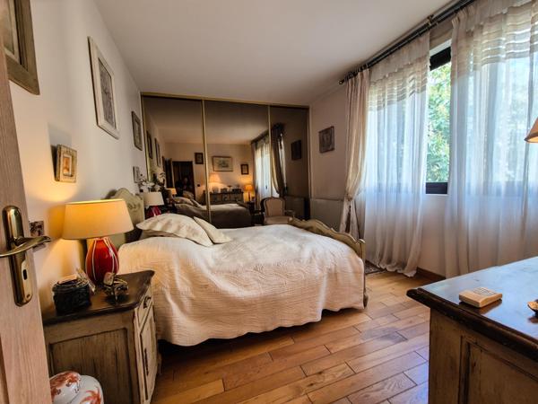 Appartement d’Exception avec Terrasse et Vue Seine – 113 m