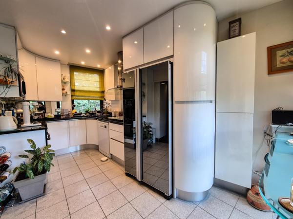 Appartement d’Exception avec Terrasse et Vue Seine – 113 m