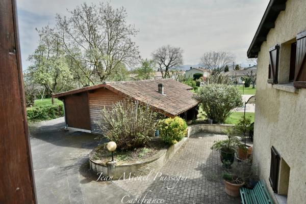 Maison à vendre 10 pièces de 220m2 à SAINT GAUDENS (31) Terrain de 2100m2 Piscine 11x5