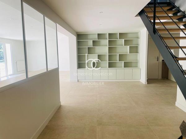 SAINT GILDAS DE RHUYS Maison 7 pièces 244 m²