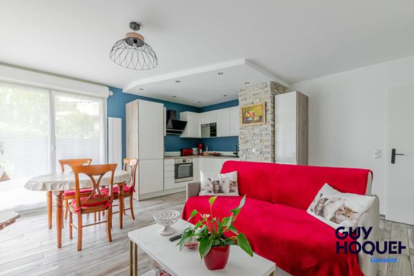 Appartement Lieusaint 3 pièce(s) avec terrasse, jardin et deux places de stationnement !
